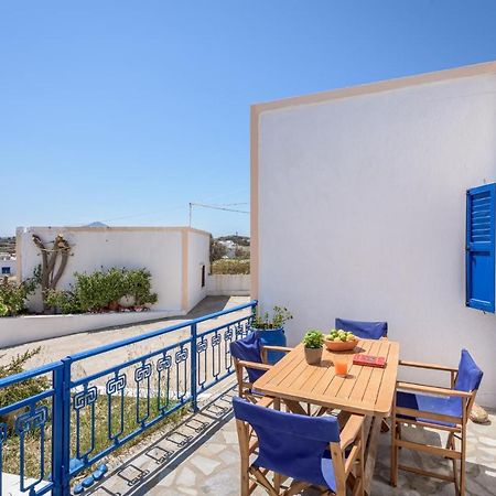 Limestone In Milos Triovasalos Exterior photo
