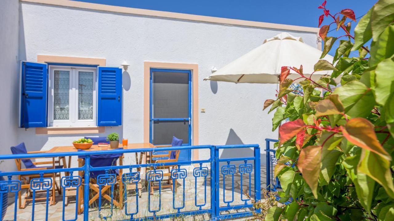 Limestone In Milos Triovasalos Exterior photo